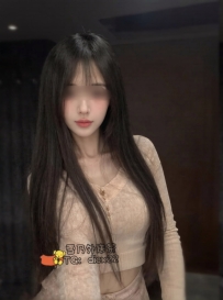 晴香 23歲 D罩杯：天生軟肉敏感度爆表、承受大火力猛烈撞擊、體內愛液如噴泉般大口湧
