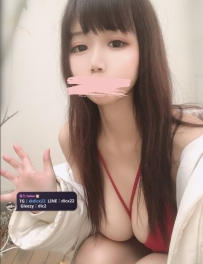 小咪 24歲D+罩杯｜極品白皙爆乳狂野小浪女！160/48「有夠主動、性慾極強不偷懶、小穴