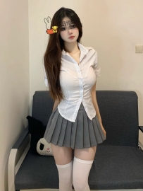 馨怡 22歲D+罩杯：22歲台中茶客熱搜爆款！很會配合會主動互動細膩極品妹，解鎖又貼心