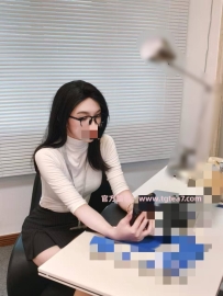 🇹🇼玲琦 26歲C罩杯｜165/48極品氣質OL美腿妹！新竹推薦/下班很想要美腿騷穴敢玩性慾