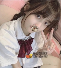 小八 19歲C：19歲夢幻系正妹！肌膚白皙Q彈、小粉紅乳頭、超會搖電臀
