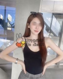 優奈 27歲 C+罩杯：誘人純慾臉蛋反差、肌膚白嫩如雪、光坐床邊就散發濃烈催情騷氣實測