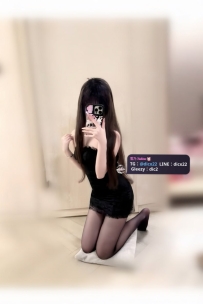 葡萄 19歲C+罩杯｜19歲極品白虎嫩妹！粉嫩無毛乾乾淨淨、白嫩肌膚與又緊又淺名器