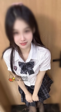小白 21歲C+：21歲嫩出水天菜！甜美天菜無抽煙、嫩到出水的女生很敏感、玩的尺度超大