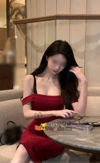 托托 26歲 D+罩杯：極致主動索精色女！實測最愛雙腿死死盤住妳的腰、用發燙軟肉瘋狂榨