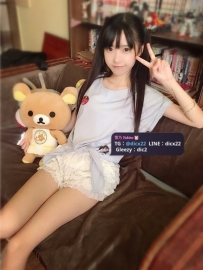 🇹🇼小琪 20歲B+罩杯｜極品小隻青澀敏感粉穴學生妹！160/46B+美胸「20歲可愛學生妹/小