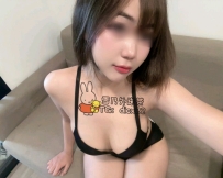 幼熙 25歲 D罩杯：極限無反射深喉尤物！實測溫熱黏膜瘋狂吸吮、一桿進洞深喉伺候直接