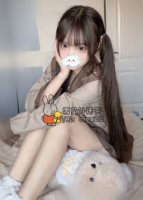 小俞 26歲D+：逆天童顏巨乳尤物！坐擁幼齒可愛小蘿莉超萌神顏、解鎖很小一隻很幼齒的